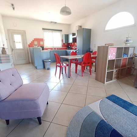 Sous Les Pins Gites Et Chambres D'Hotes La Londe-les-Maures Kültér fotó