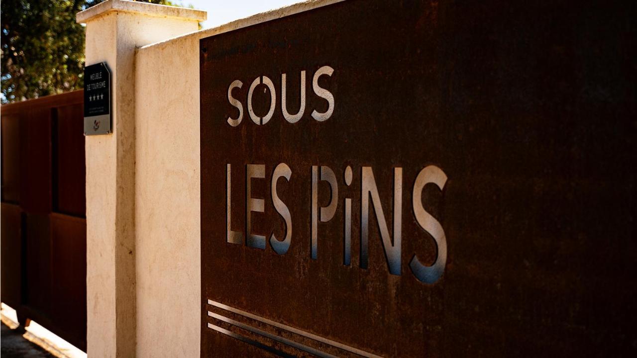 Sous Les Pins Gites Et Chambres D'Hotes La Londe-les-Maures Kültér fotó