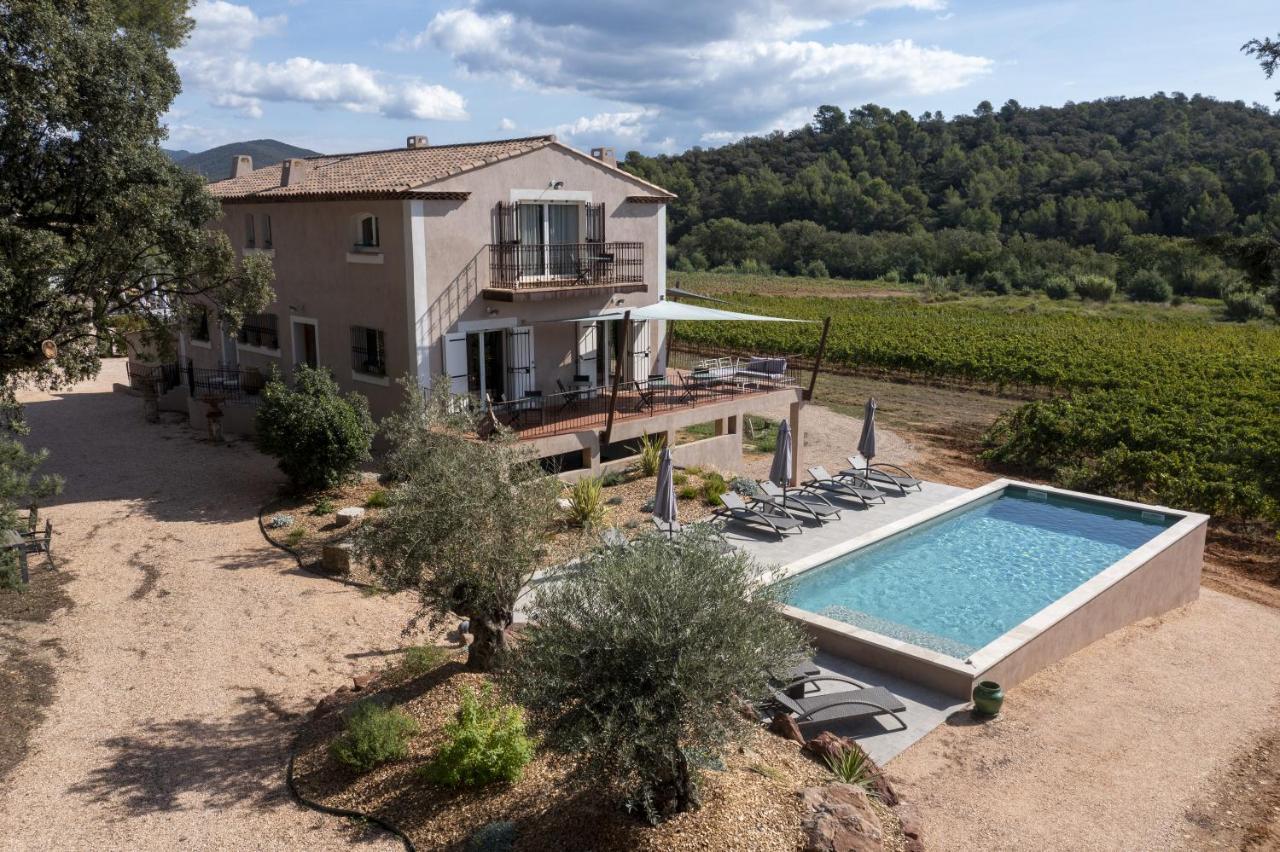 Sous Les Pins Gites Et Chambres D'Hotes La Londe-les-Maures Kültér fotó