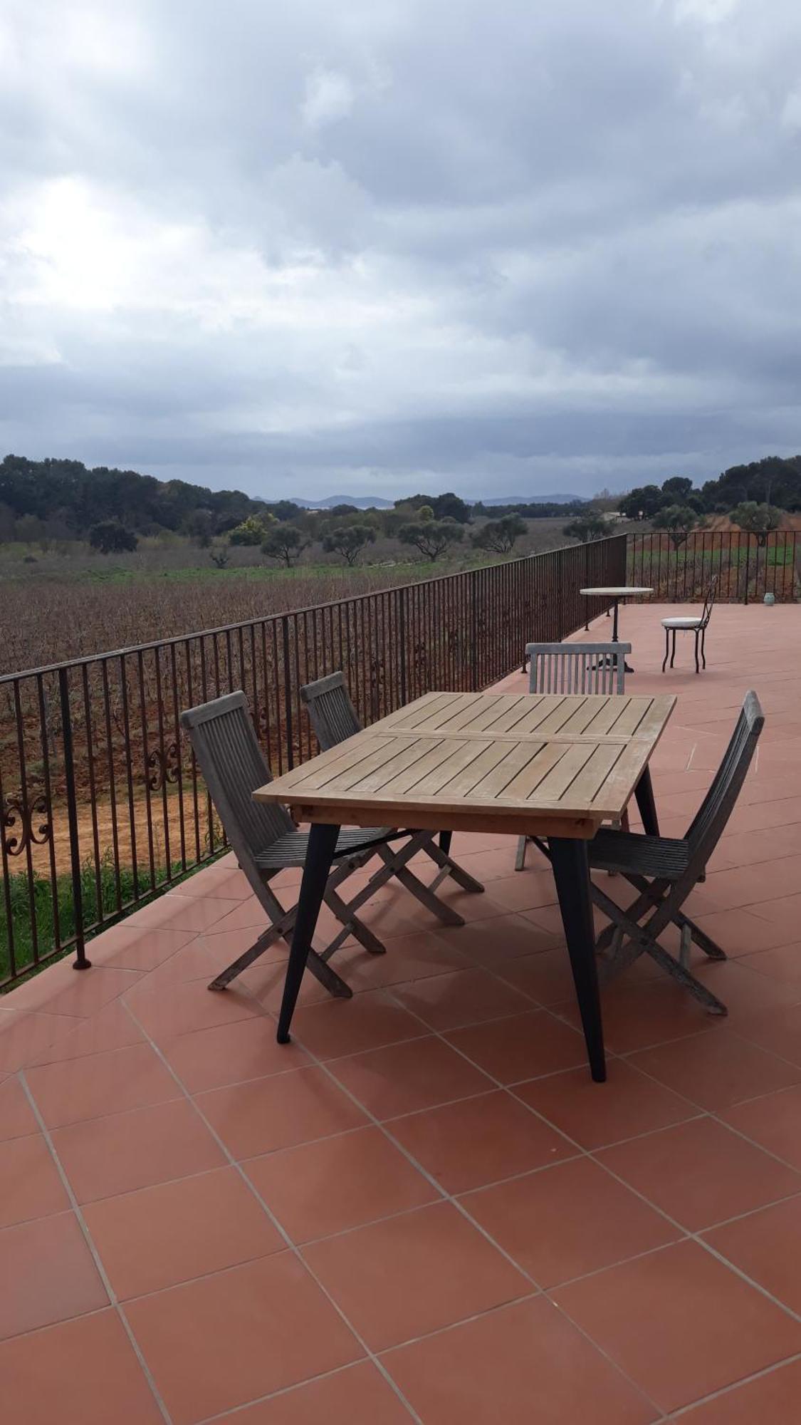 Sous Les Pins Gites Et Chambres D'Hotes La Londe-les-Maures Kültér fotó