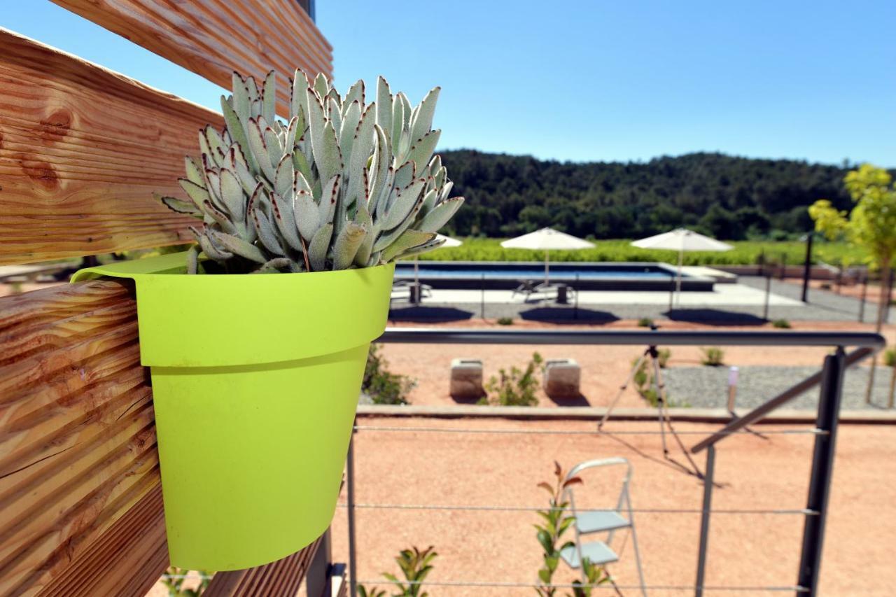 Sous Les Pins Gites Et Chambres D'Hotes La Londe-les-Maures Kültér fotó