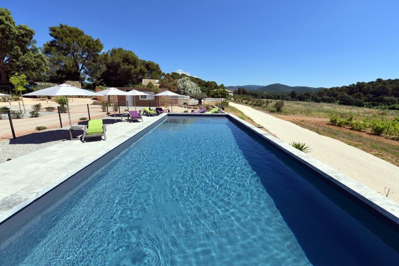 Sous Les Pins Gites Et Chambres D'Hotes La Londe-les-Maures Kültér fotó